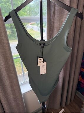 Express Sleeveless Scoop Contour Bodysuit in Sage